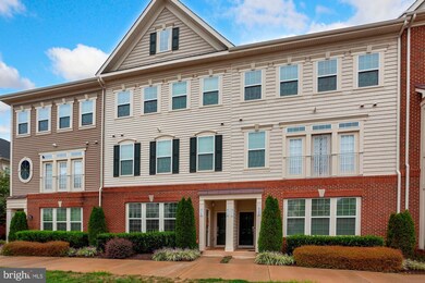 4713 Dane Ridge Cir unit 32, Woodbridge, VA 22193 - photo 2