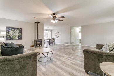 635 Old Brock Rd, Weatherford, TX 76088 - photo 5