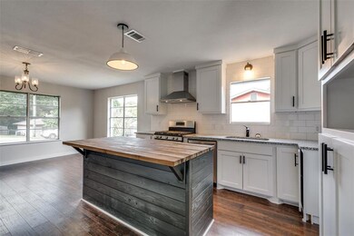 1505 S Elm St, Weatherford, TX 76086 - photo 3