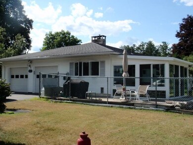 125 Maplewood Dr, Center Rutland, VT 05736 - photo 5