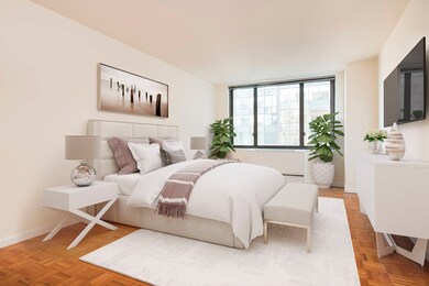 unlisted-address, New York, NY 10019 - photo 2