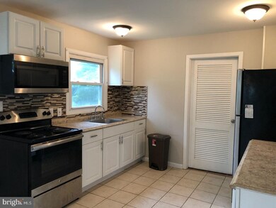 137 Pennypacker Dr, Willingboro, NJ 08046 - photo 4