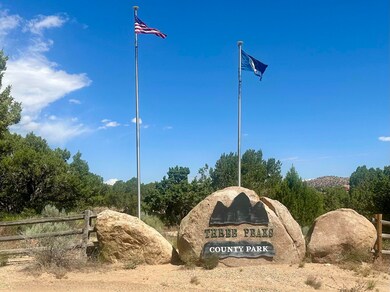 3 Peaks County Park nearby
