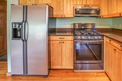 951WaldoStationRD-9