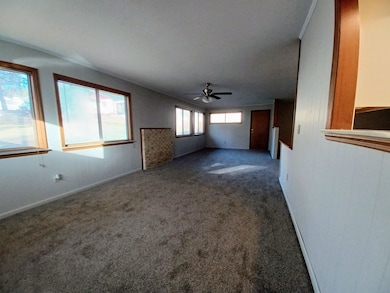 904 S Manor Dr, Horseshoe Bend, AR 72512 - photo 7