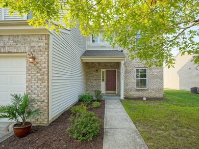 10943 Ashwood Dr, Fishers, IN 46038 - photo 3