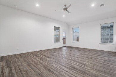 13329 Big Sky Ct, Conroe, TX 77384 - photo 7