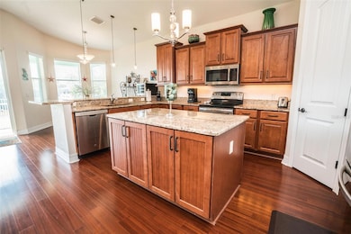 562 Bimini Bay Blvd, Apollo Beach, FL 33572 - photo 5