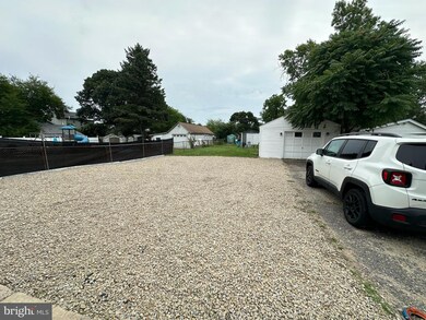 263 Crown Point Rd, West Deptford, NJ 08086 - photo 4