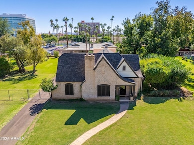 15 W Medlock Dr, Phoenix, AZ 85013 - photo 2