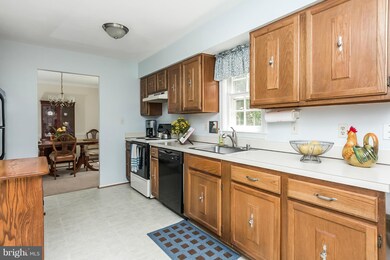 2161 Sooner Ct, Sykesville, MD 21784 - photo 7