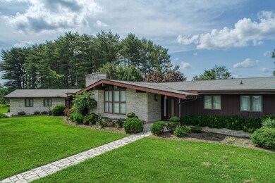 921 Old Jacksboro. New Tazewell MLSa (3