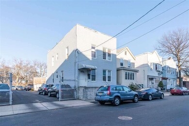 124 Roosevelt Ave, Jersey City, NJ 07304 - photo 3