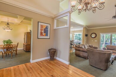 19575 Mockingbird Ln, Redding, CA 96002 - photo 5