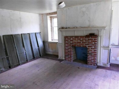 548 Manatawny St, Pottstown, PA 19464 - photo 5