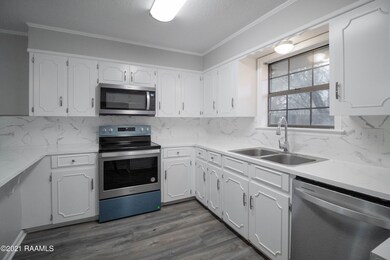 Kitchen (Whirlpool Appliances)