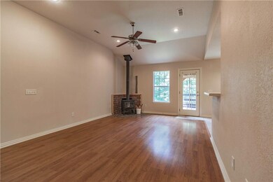 33 N Cedar Ave, West Fork, AR 72774 - photo 5