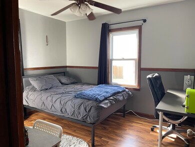 139 N Wiggs St, Griffith, IN 46319 - photo 3