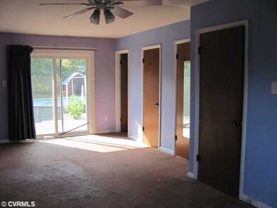 Master Bedroom - Master Bedroom - 2 Closets and Sl