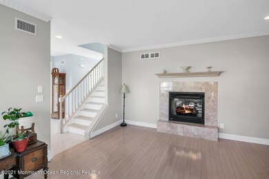 1625 Ocean Ave Point Pleasant-large-009-