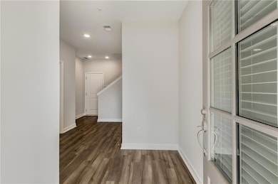 Foyer / Front entrance