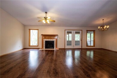 4 Ames Ln, Bella Vista, AR 72715 - photo 3