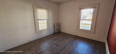 1319 Washburn St unit 1st floor, Scranton, PA 18504 - photo 5