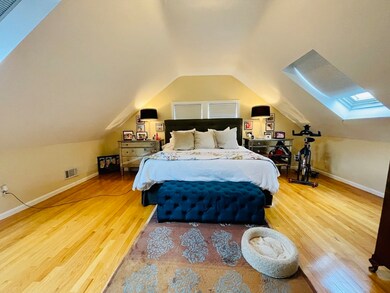 55 Reservoir Rd unit 3, Chestnut Hill, MA 02467 - photo 6