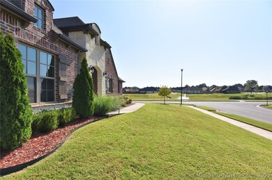 4004 W Van Buren St, Broken Arrow, OK 74011 - photo 3