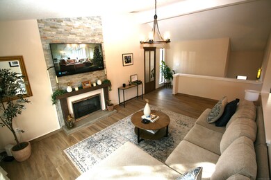 7 Twin Oak Ct unit 7, Avon, CT 06001 - photo 4