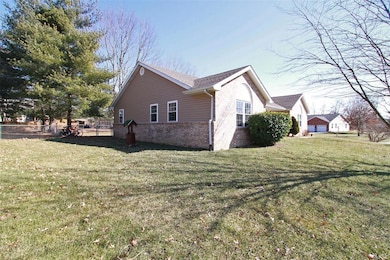 600 Brook Stone Ct, Freeburg, IL 62243 - photo 7