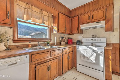 9867 Middle Wallns Creek JR-19