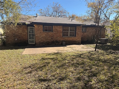 3711 Happy Canyon Dr, Dallas, TX 75241 - photo 5