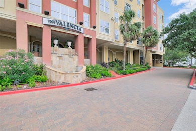 The Valencia unit 128, Houston, TX 77054 - photo 2