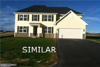 1356 Emilys Ct, Greencastle, PA 17225 - photo 3