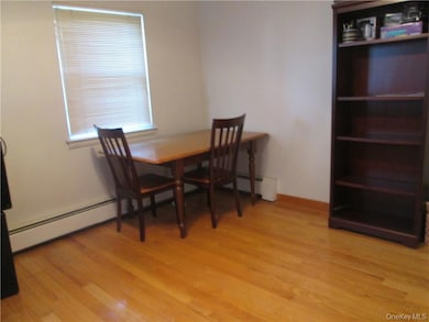 53 Doxbury Ln unit 53, Suffern, NY 10901 - photo 4