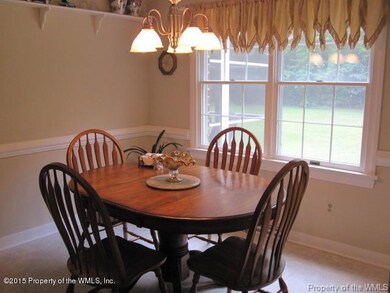 7 Dining