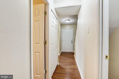 1852 Blue Jay Ct, Severn, MD 21144 - photo 2