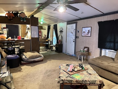 1902 Long Cir, Azle, TX 76020 - photo 6