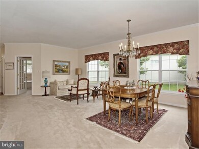 9 Coneflower Ln, Princeton Junction, NJ 08550 - photo 4