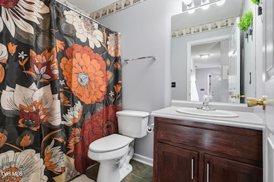 504 Hallbrook Dr unit 27, Johnson City, TN 37615 - photo 2