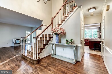 12408 Macao Ct, Herndon, VA 20171 - photo 3