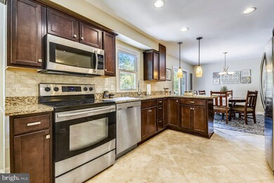 407 Hillsmere Dr, Annapolis, MD 21403 - photo 3