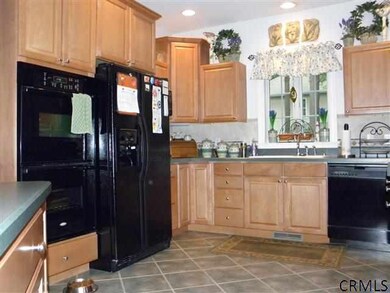 17 Bradford Dr, Saratoga Springs, NY 12866 - photo 3