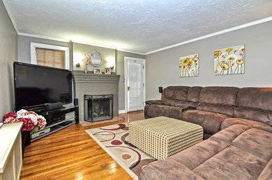 56 Pinehurst Ave, Auburn, MA 01501 - photo 4