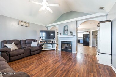 504 Falkirk Dr 7