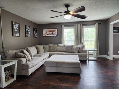 1252 Ineva Cir, Fitzgerald, GA 31750 - photo 4