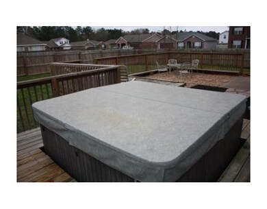 Swimming Pool/Hot Tub/Sauna.