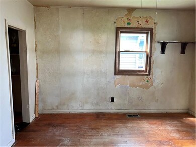 213 N Randall St, Ingalls, IN 46048 - photo 5