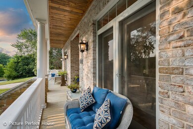 454 S Columbia St, Naperville, IL 60540 - photo 5